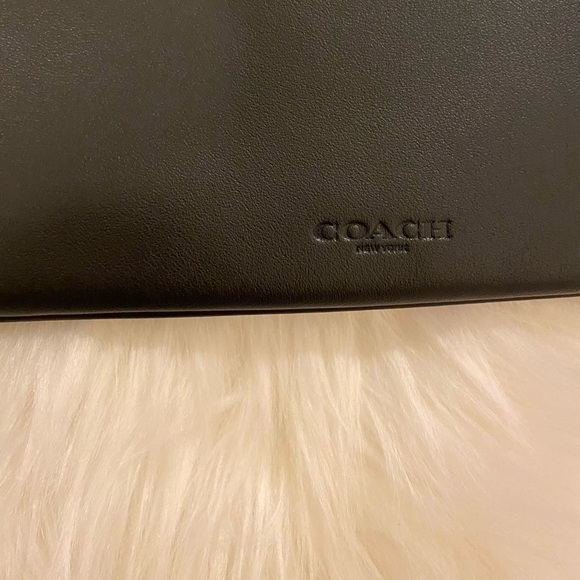 COACH STARWARS POUCH WRISTLET NWT - Picture 4 of 15